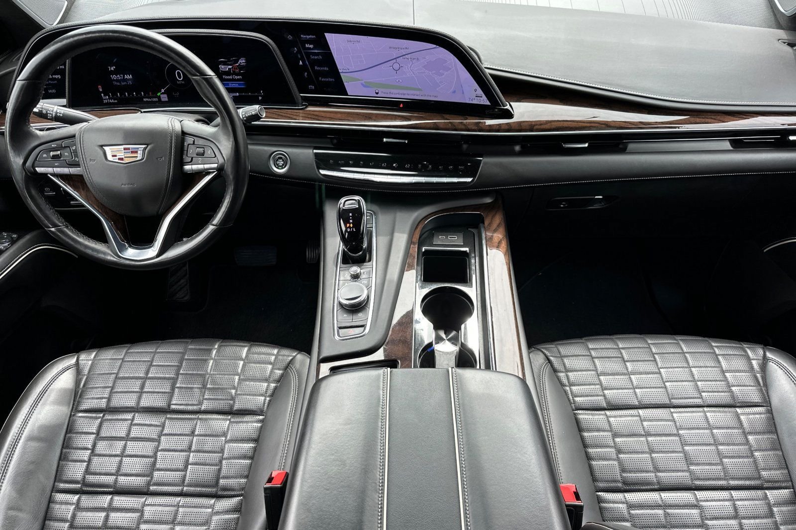 Used 2023 Cadillac Escalade Premium Luxury Platinum AWD/4WD image 15