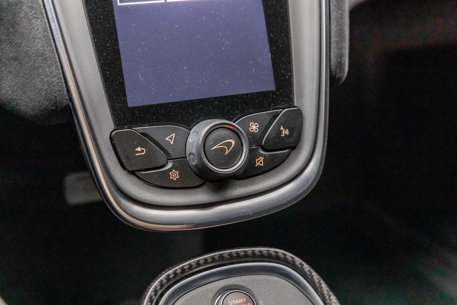 Used 2020 McLaren 620R RWD image 33