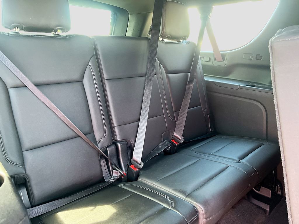 Used 2021 Chevrolet Suburban LT image 27