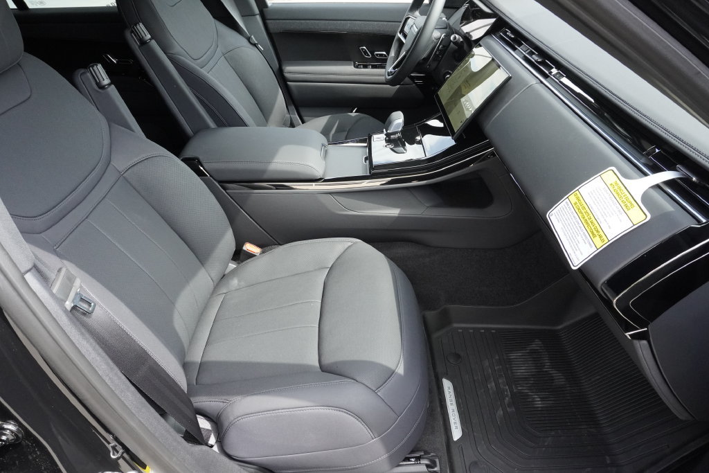 New 2026 Land Rover Range Rover Sport Dynamic SE AWD/4WD image 23