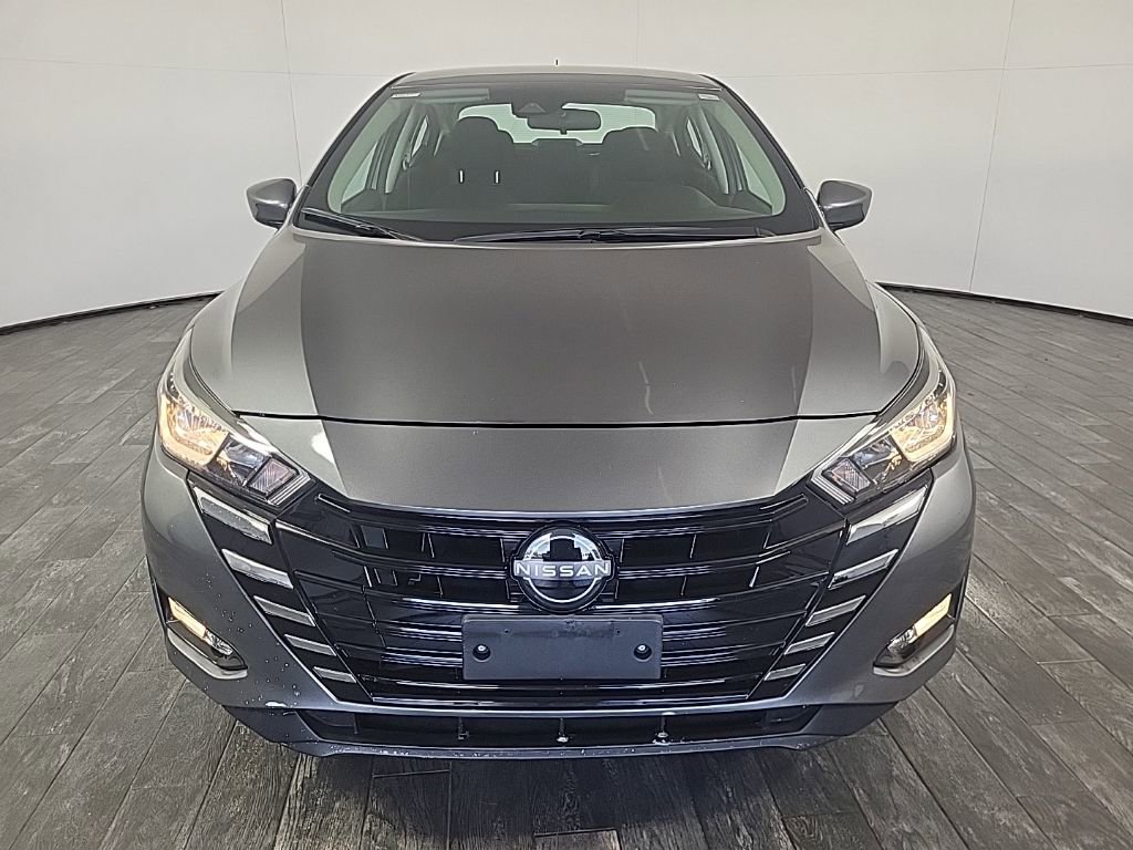 Used 2024 Nissan Versa S image 2