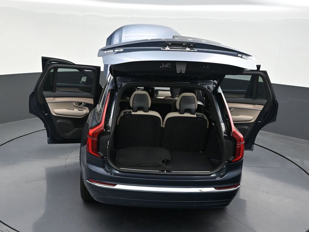 New 2026 Volvo XC90 B6 Plus image 33