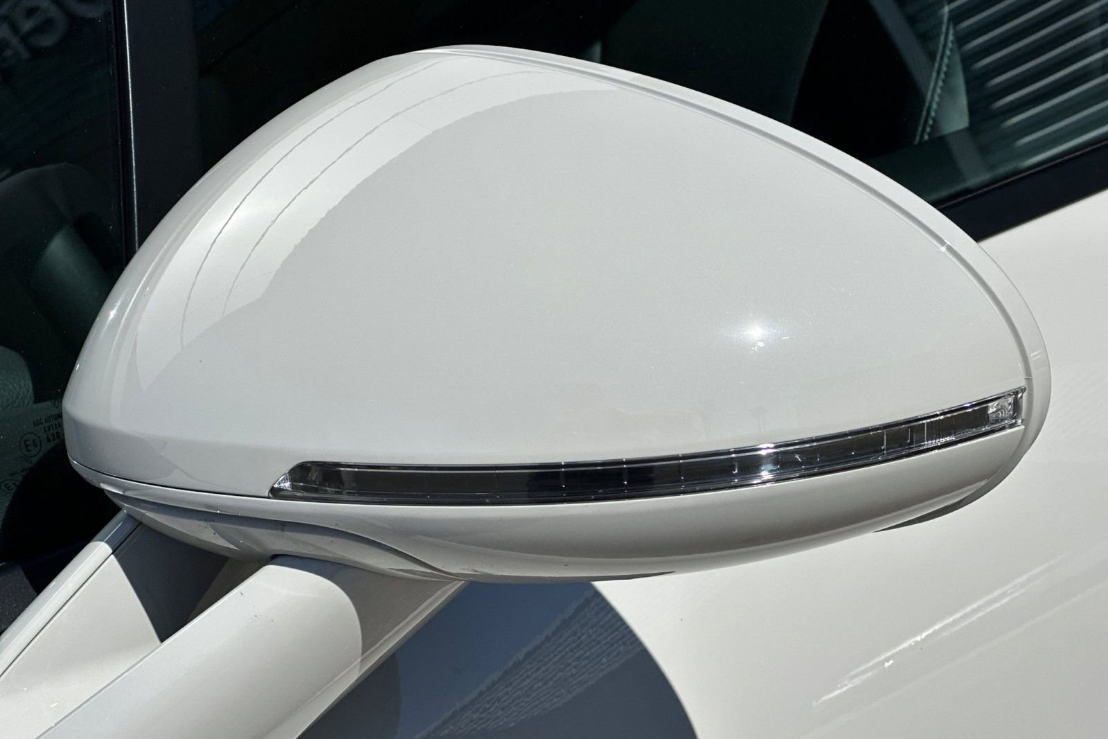 Used 2025 Porsche Macan image 38