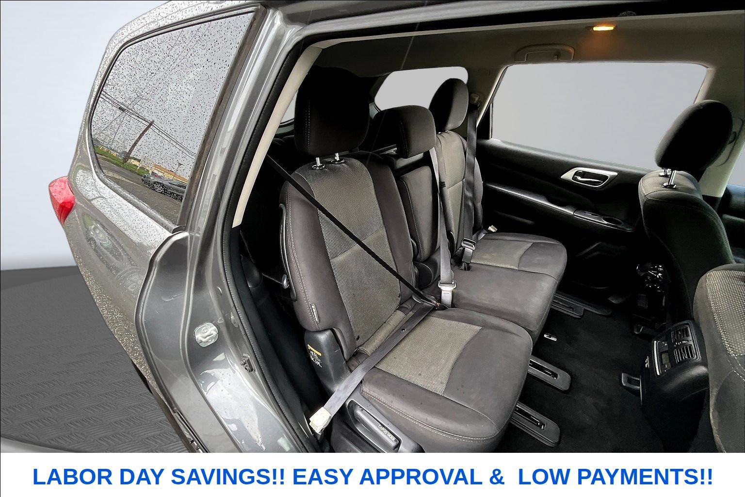 Used 2020 Nissan Pathfinder S FWD image 22