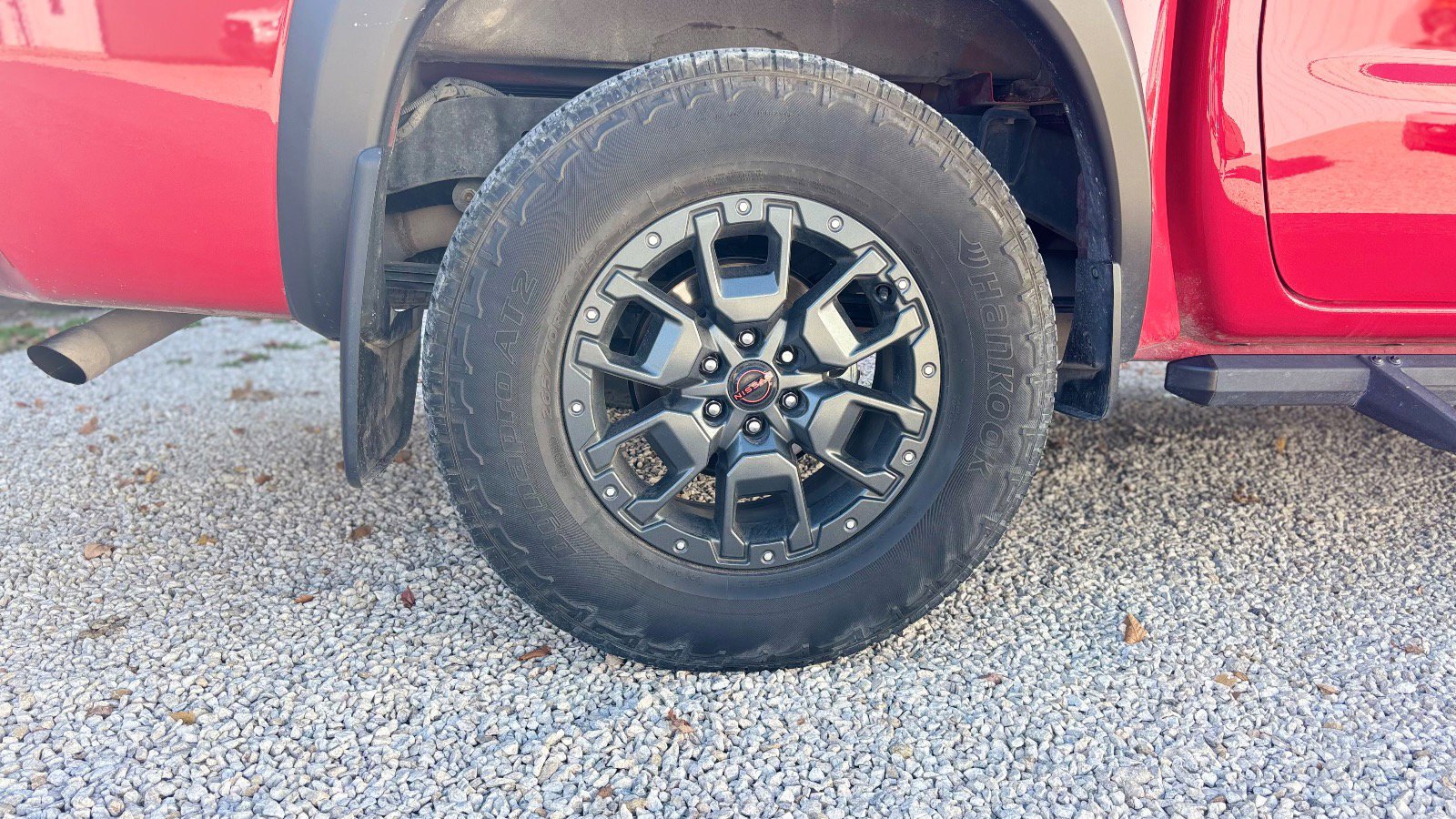 Used 2023 Nissan Frontier PRO-4X w/ Pro-4X Premium Package image 18