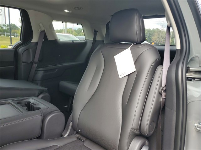 New 2026 Kia Carnival SX w/ SX Dark Edition Package image 13