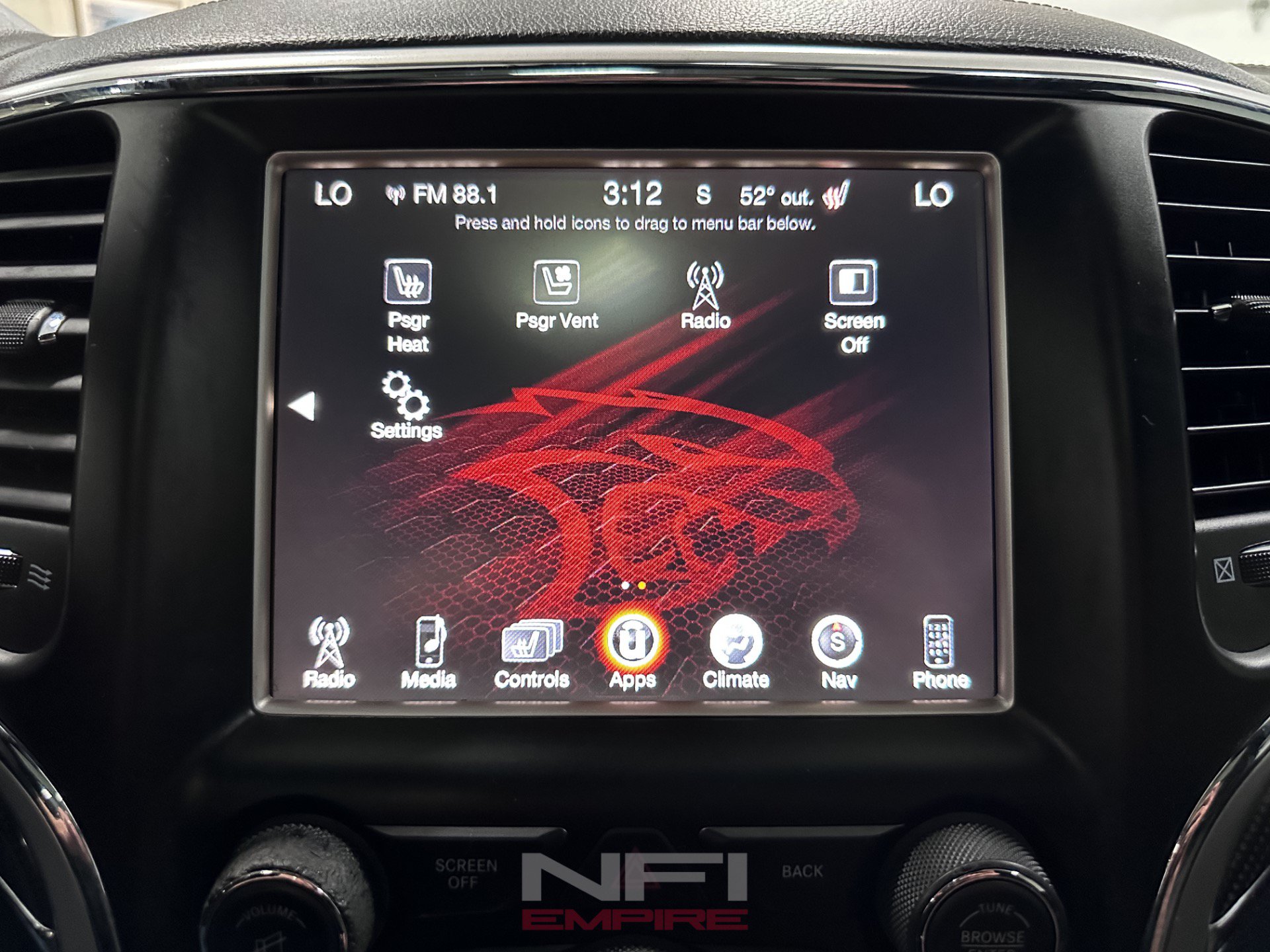 Used 2016 Jeep Grand Cherokee SRT AWD/4WD image 28