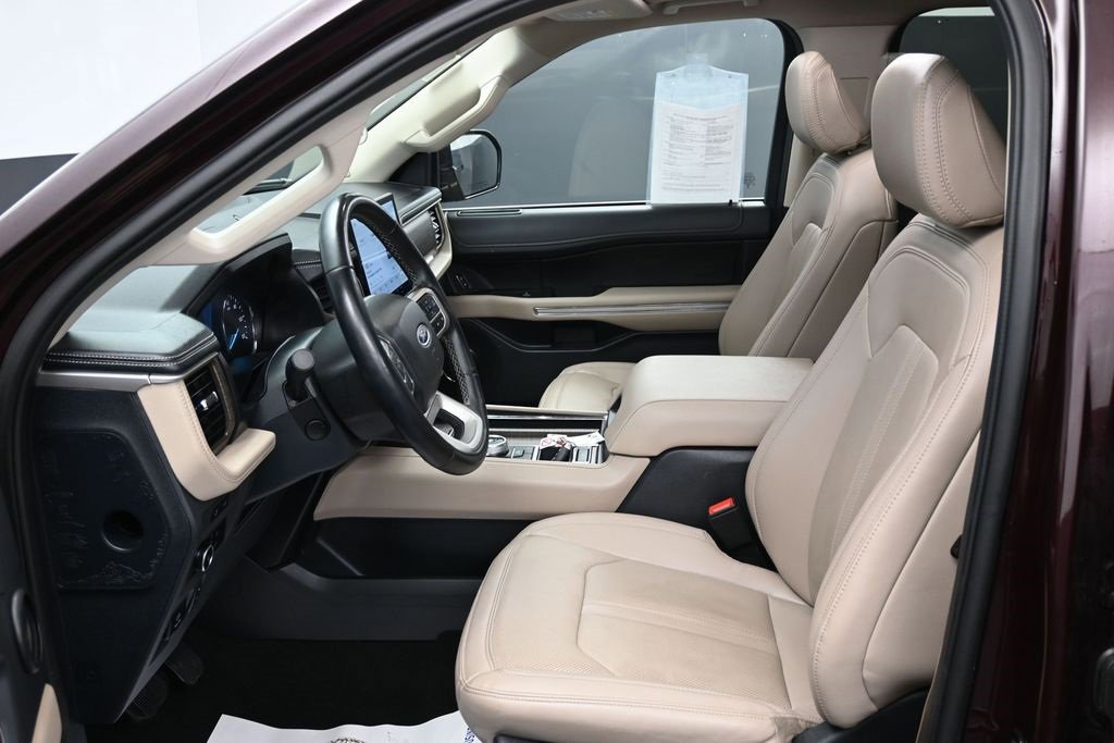 Used 2024 Ford Expedition Max Limited image 19