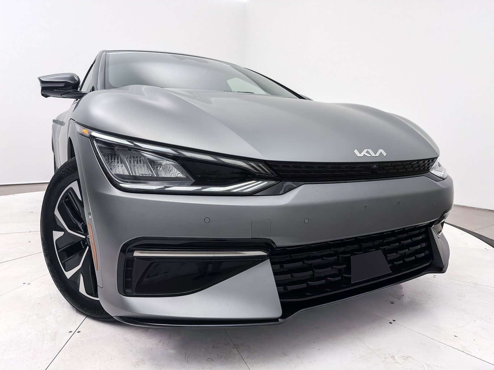 Used 2023 Kia EV6 GT-Line w/ GT-Line Suede Seat Package image 2