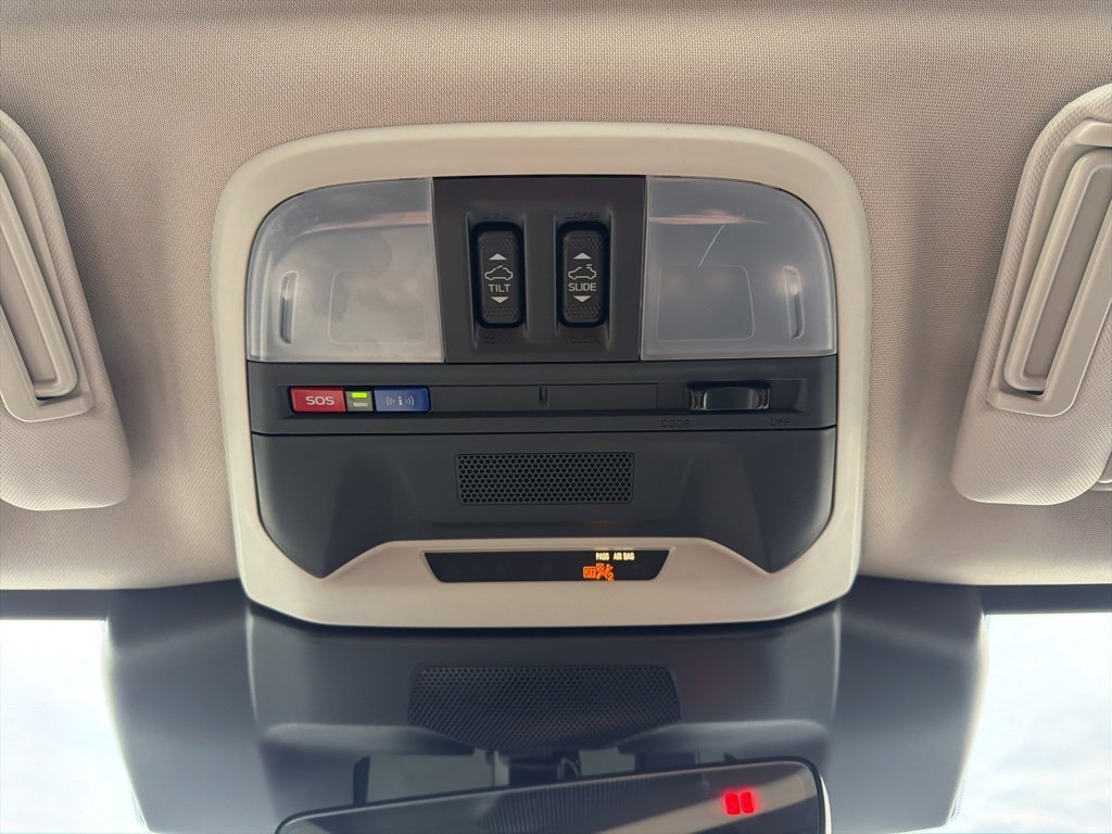 Certified 2025 Subaru Crosstrek 2.0i Premium image 37