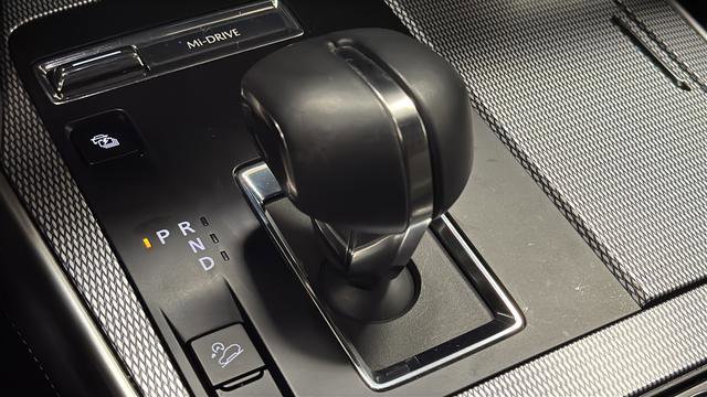 Used 2024 MAZDA CX-90 Plug-In Hybrid w/ Premium Plus image 23