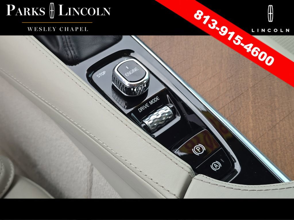 Used 2016 Volvo XC90 T6 Inscription w/ Vision Package AWD/4WD image 29