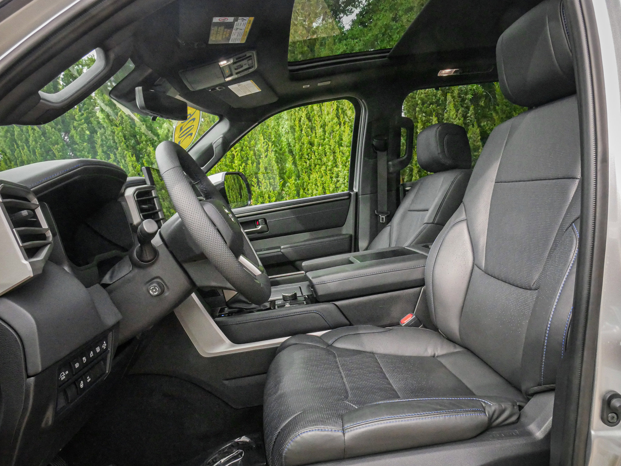 Used 2026 Toyota Sequoia Platinum AWD/4WD image 16