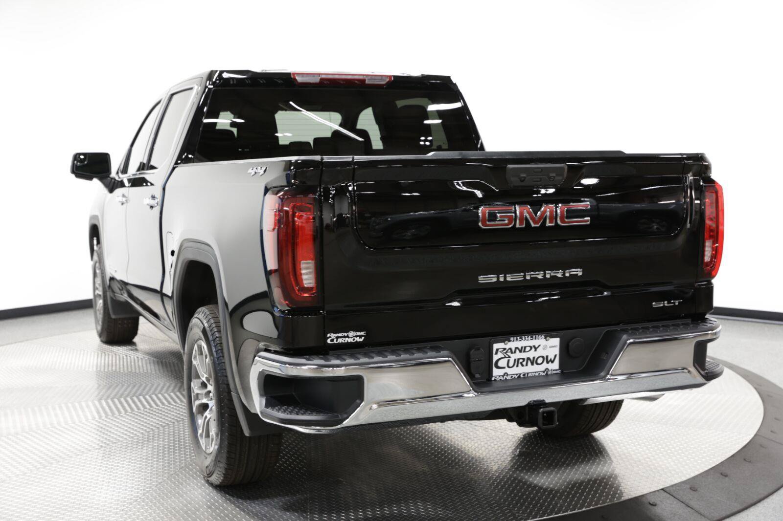 New 2026 GMC Sierra 1500 SLT AWD/4WD image 6