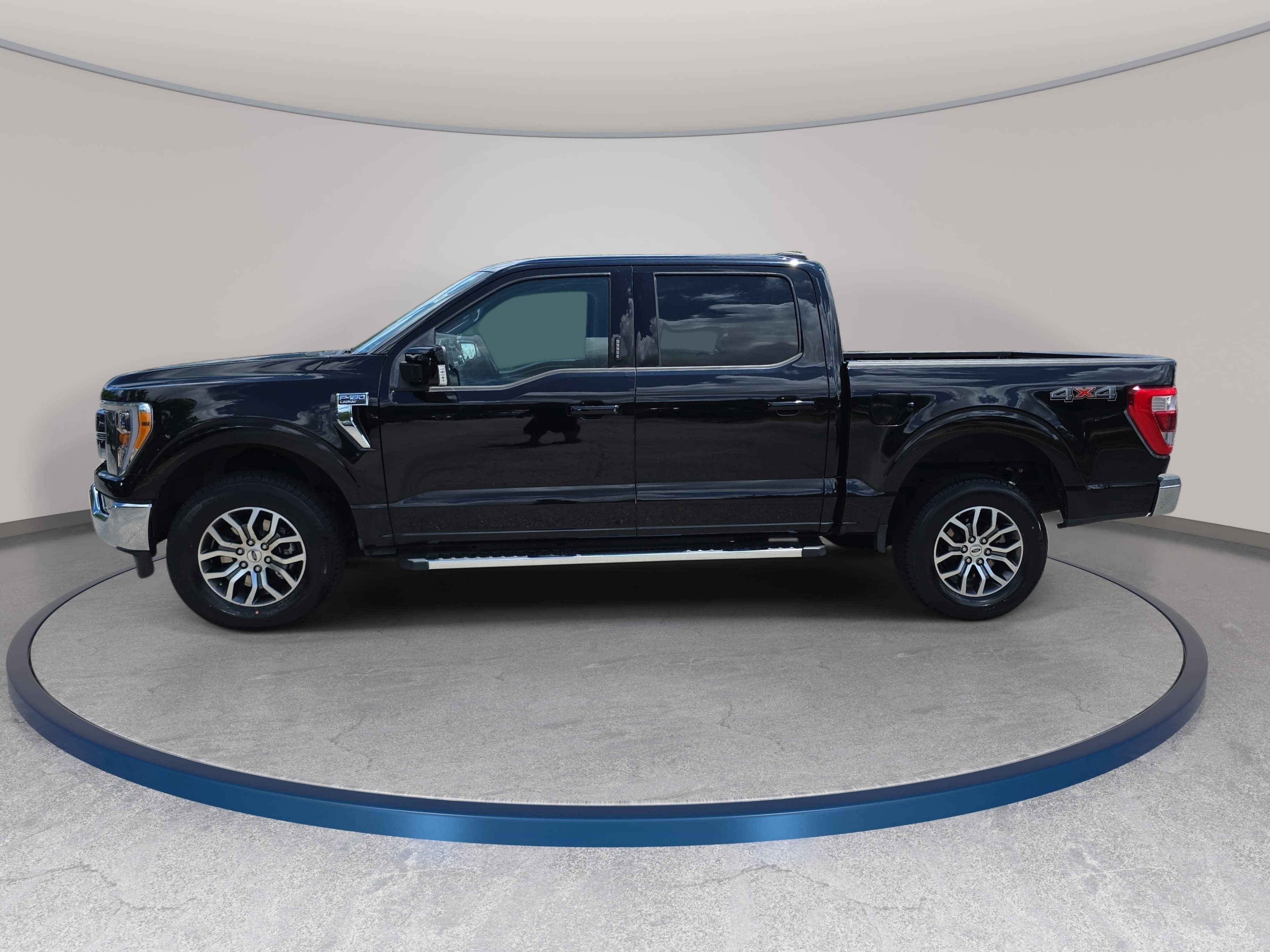 Used 2022 Ford F150 Lariat w/ Trailer Tow Package AWD/4WD image 8