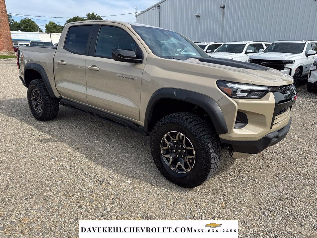 Used 2024 Chevrolet Colorado ZR2 AWD/4WD image 7