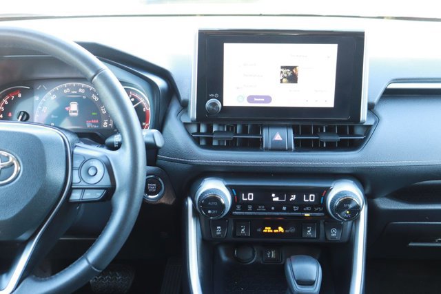 Used 2025 Toyota RAV4 XLE image 14