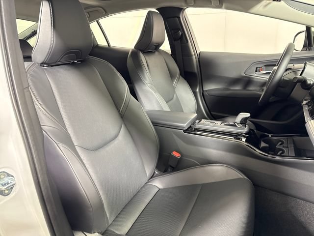 New 2026 Toyota Prius Plug-In Hybrid FWD image 12