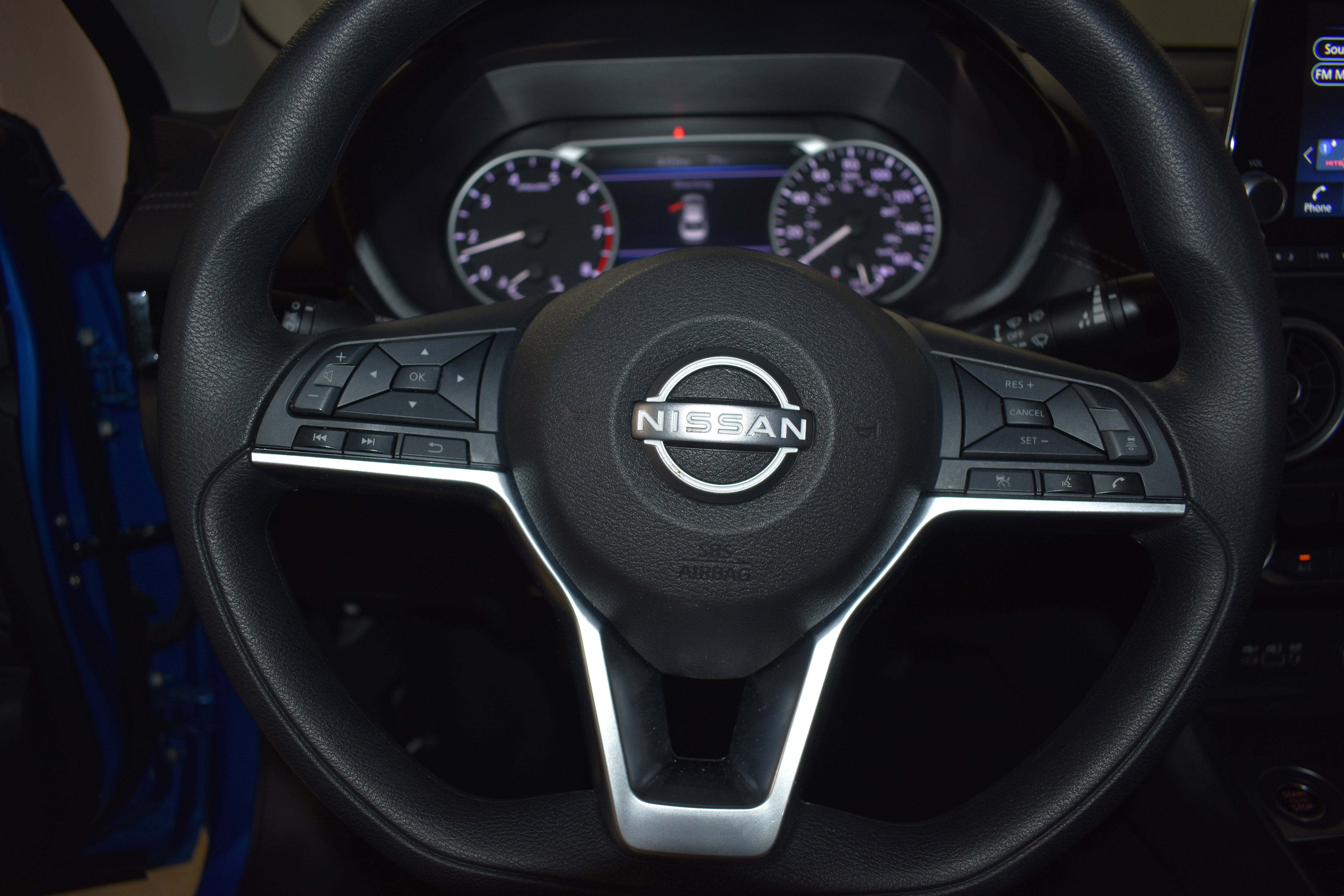 Used 2025 Nissan Sentra SV FWD image 12