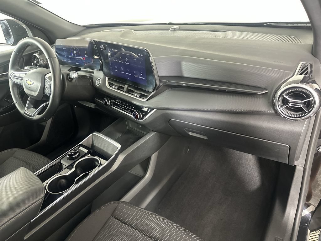 Certified 2026 Chevrolet Equinox LT AWD/4WD image 30