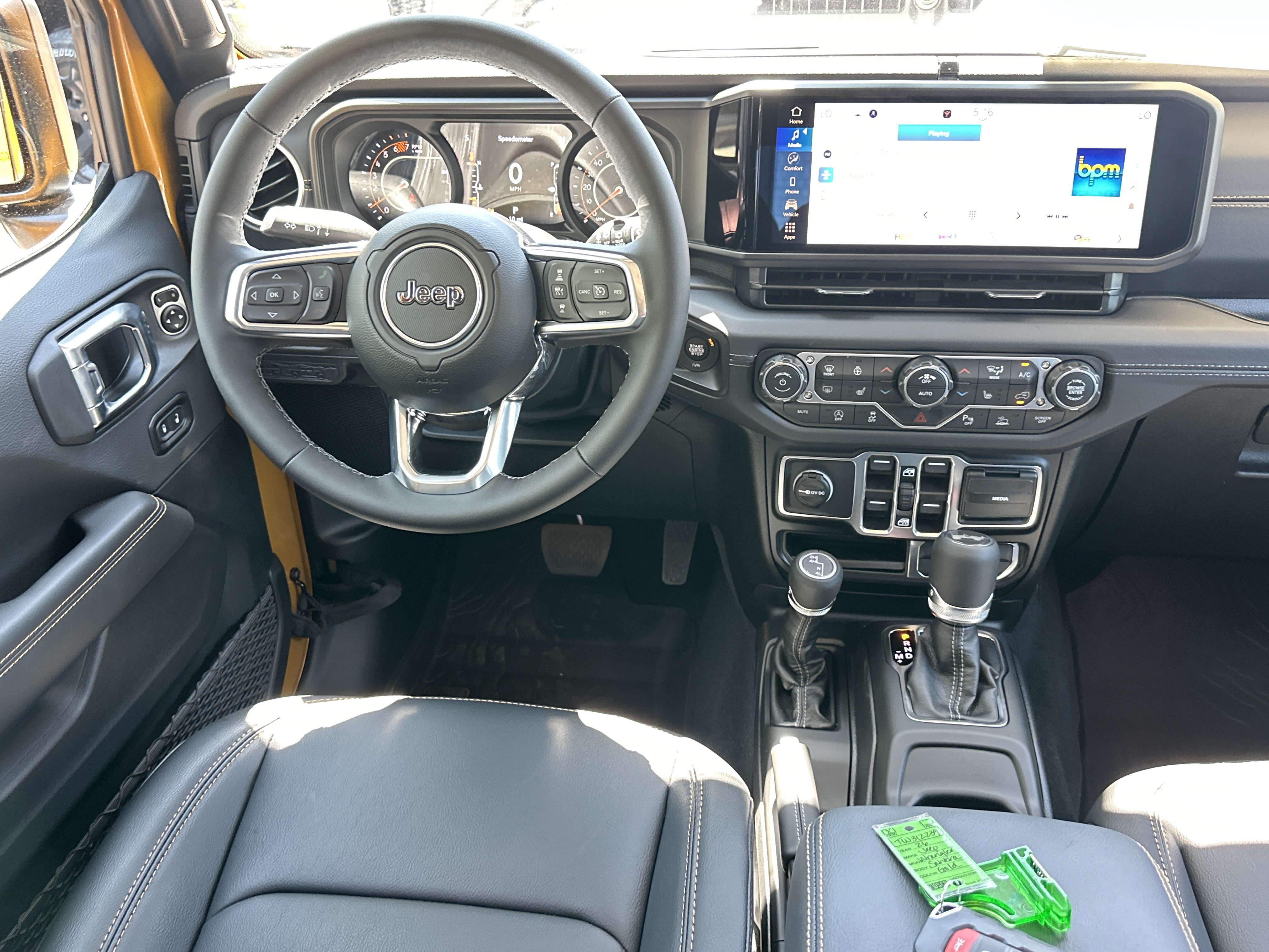 New 2026 Jeep Wrangler Unlimited Sahara w/ Safety Group AWD/4WD image 32