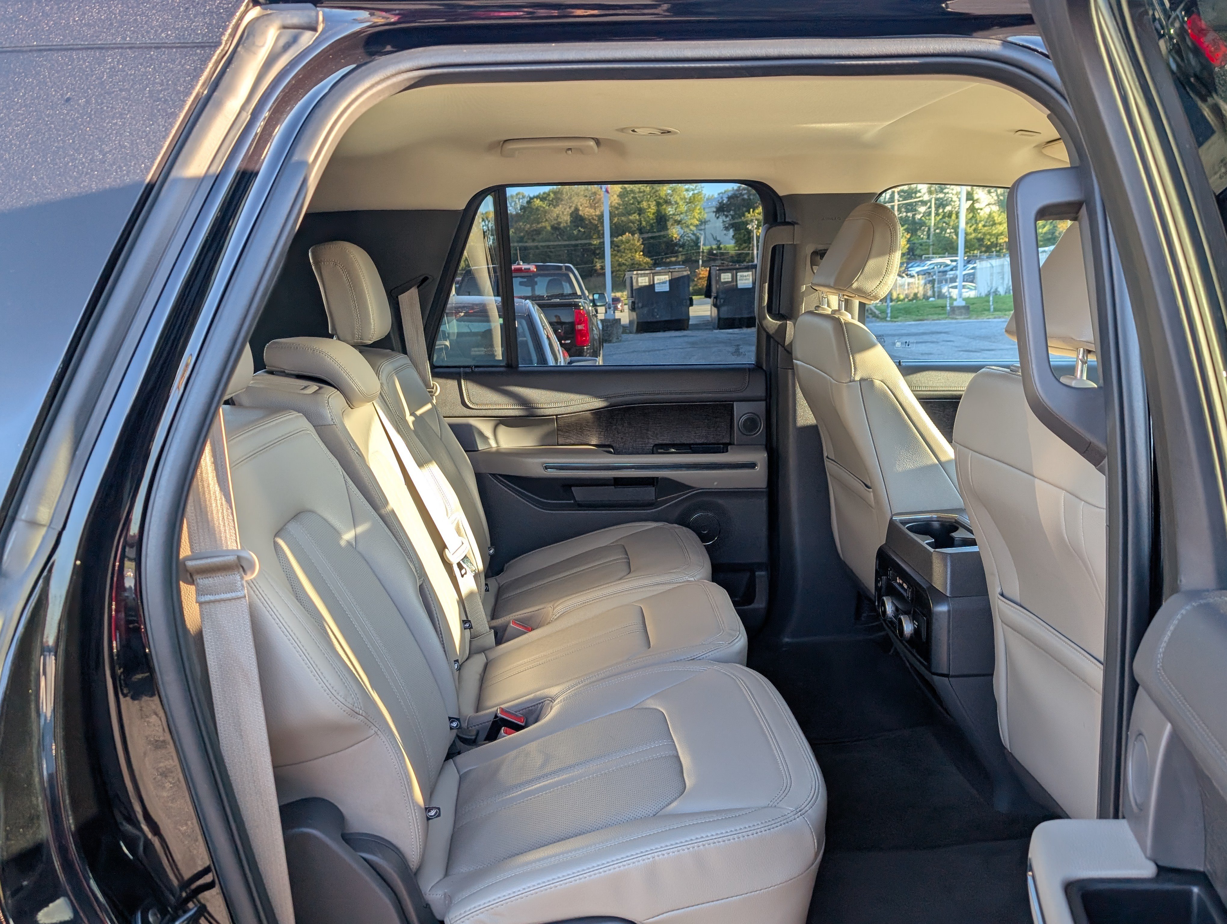 Used 2021 Ford Expedition Max Limited AWD/4WD image 12