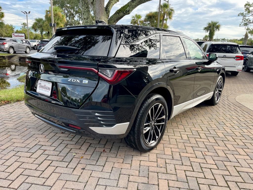 Used 2024 Acura ZDX A-Spec image 6
