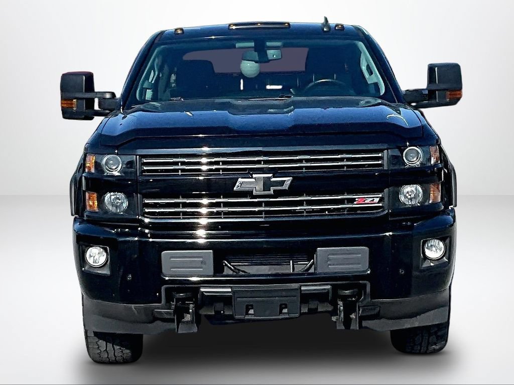 Used 2016 Chevrolet Silverado 2500 LT w/ Midnight Edition AWD/4WD image 4