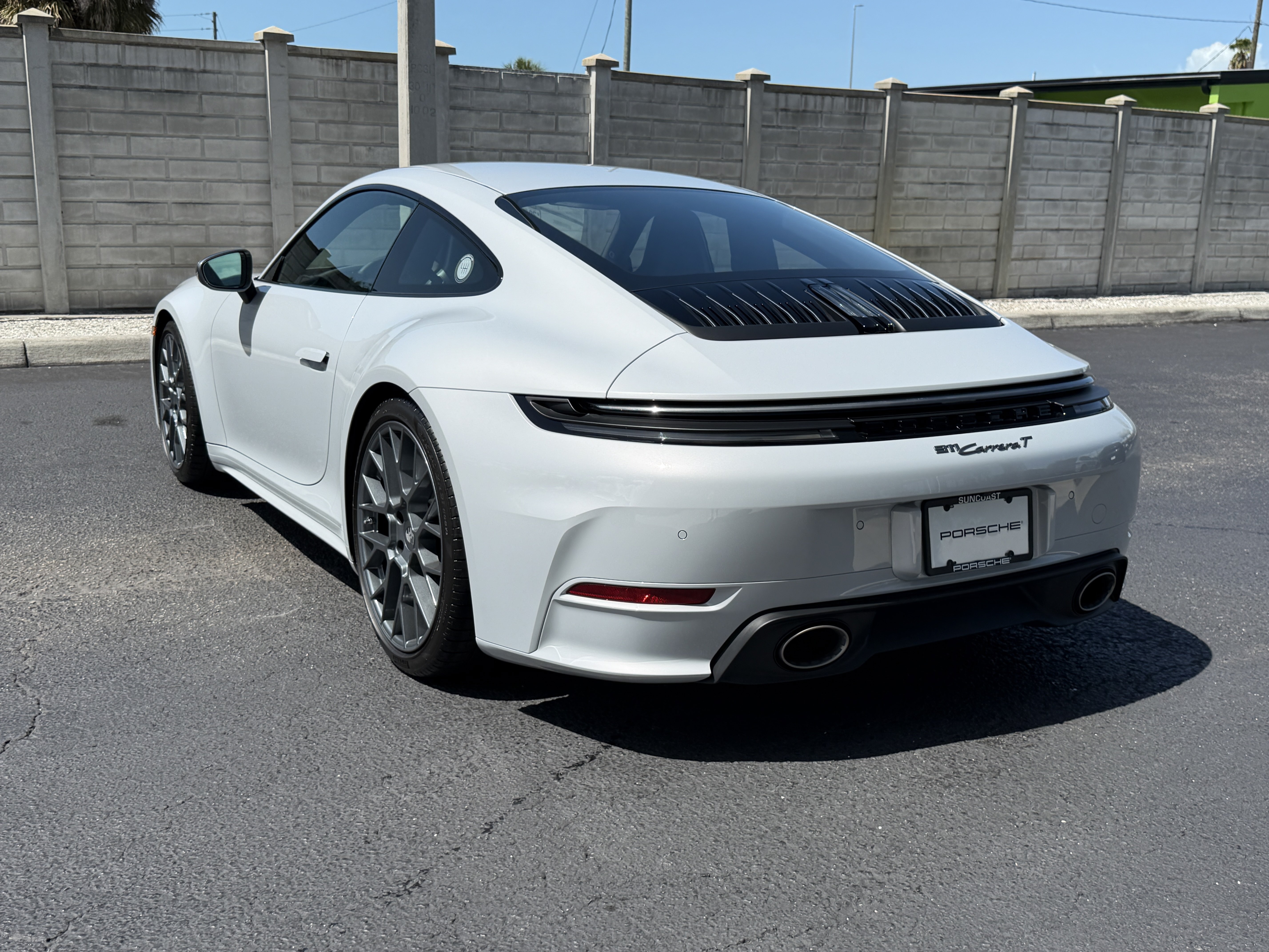 New 2026 Porsche 911 Carrera T RWD image 3