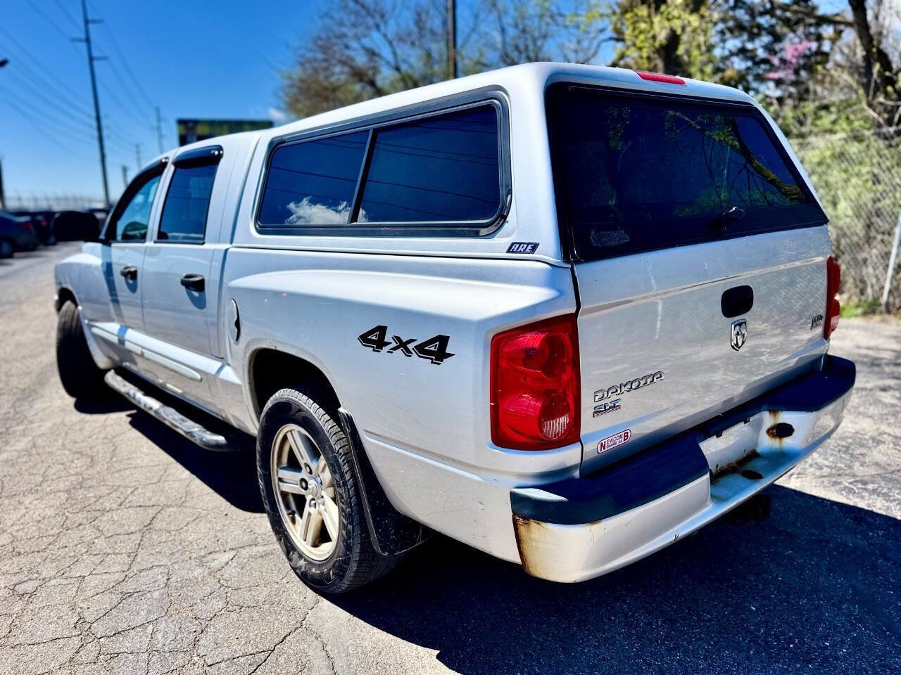 Used 2007 Dodge Dakota SLT w/ Sport Appearance Group image 3