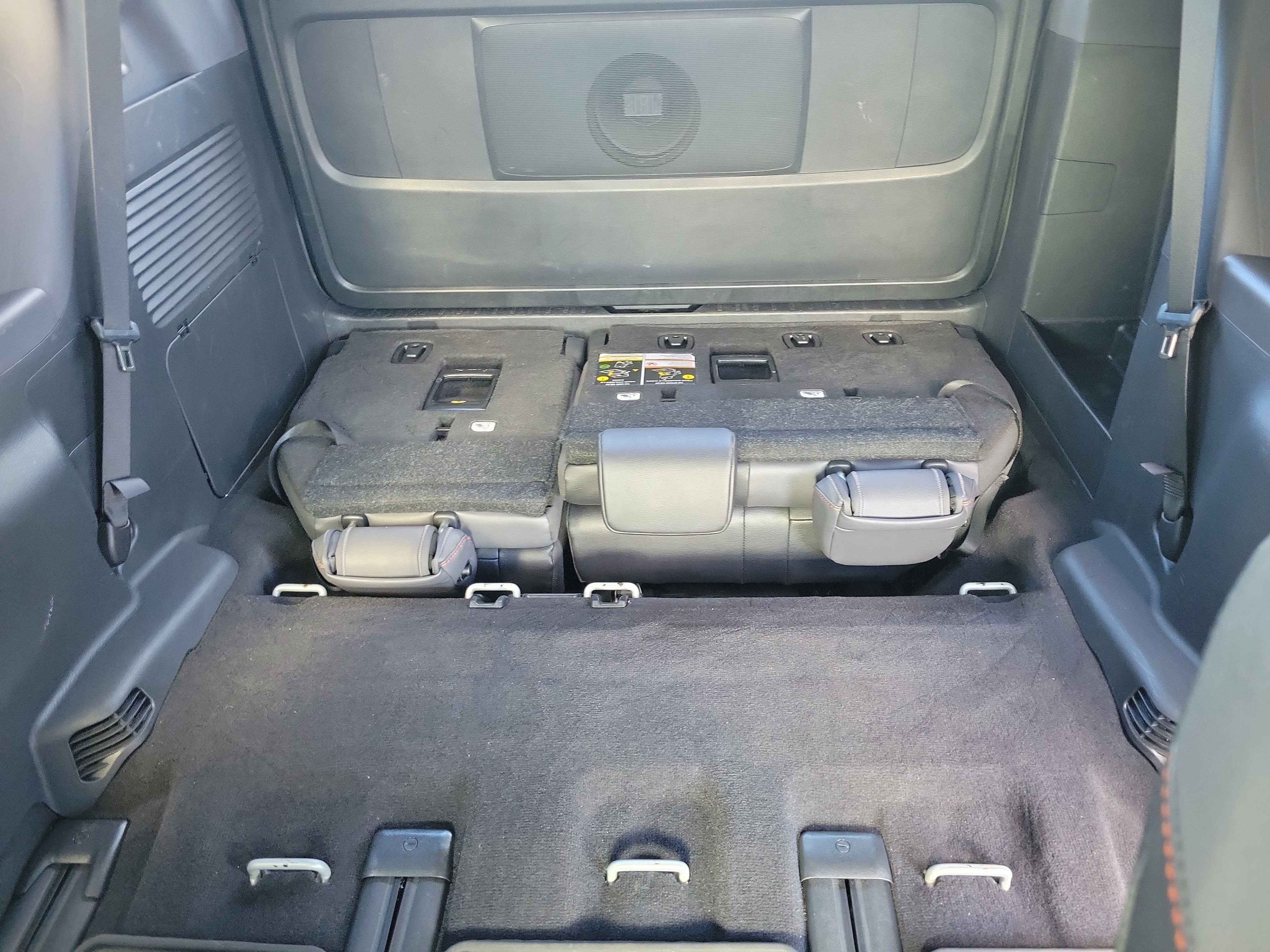 Used 2023 Toyota Sienna XSE w/ XSE Plus Package image 17