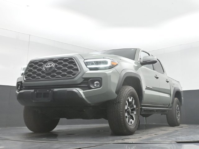 Used 2023 Toyota Tacoma TRD Off-Road AWD/4WD image 29