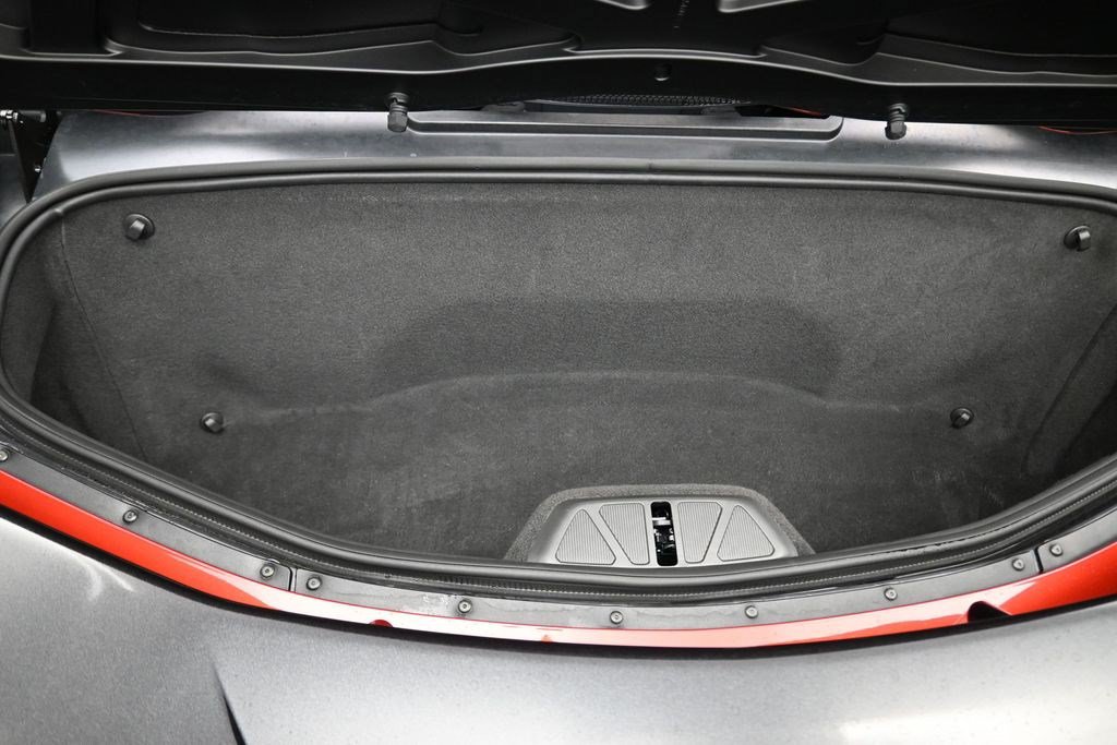 Used 2024 Chevrolet Corvette Stingray Preferred Conv w/ Battery Protection Package RWD image 17
