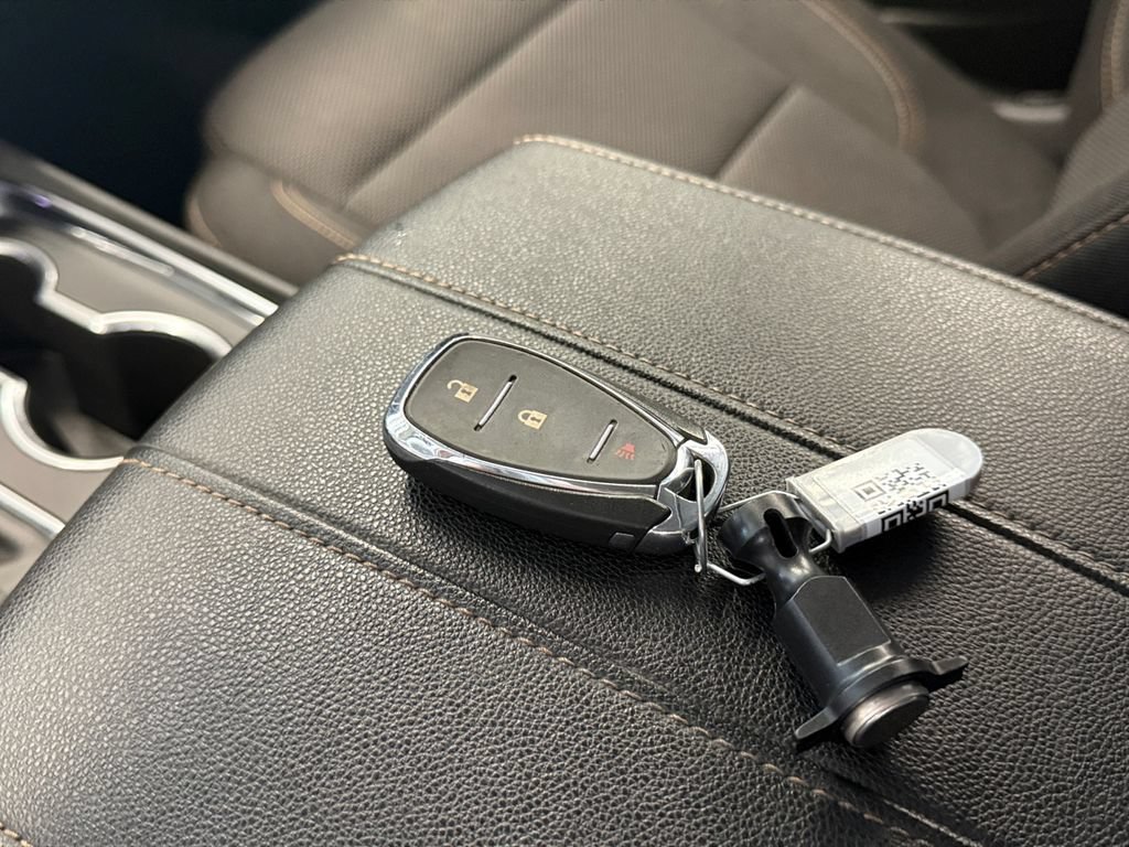 Used 2020 Chevrolet Traverse LS FWD image 15