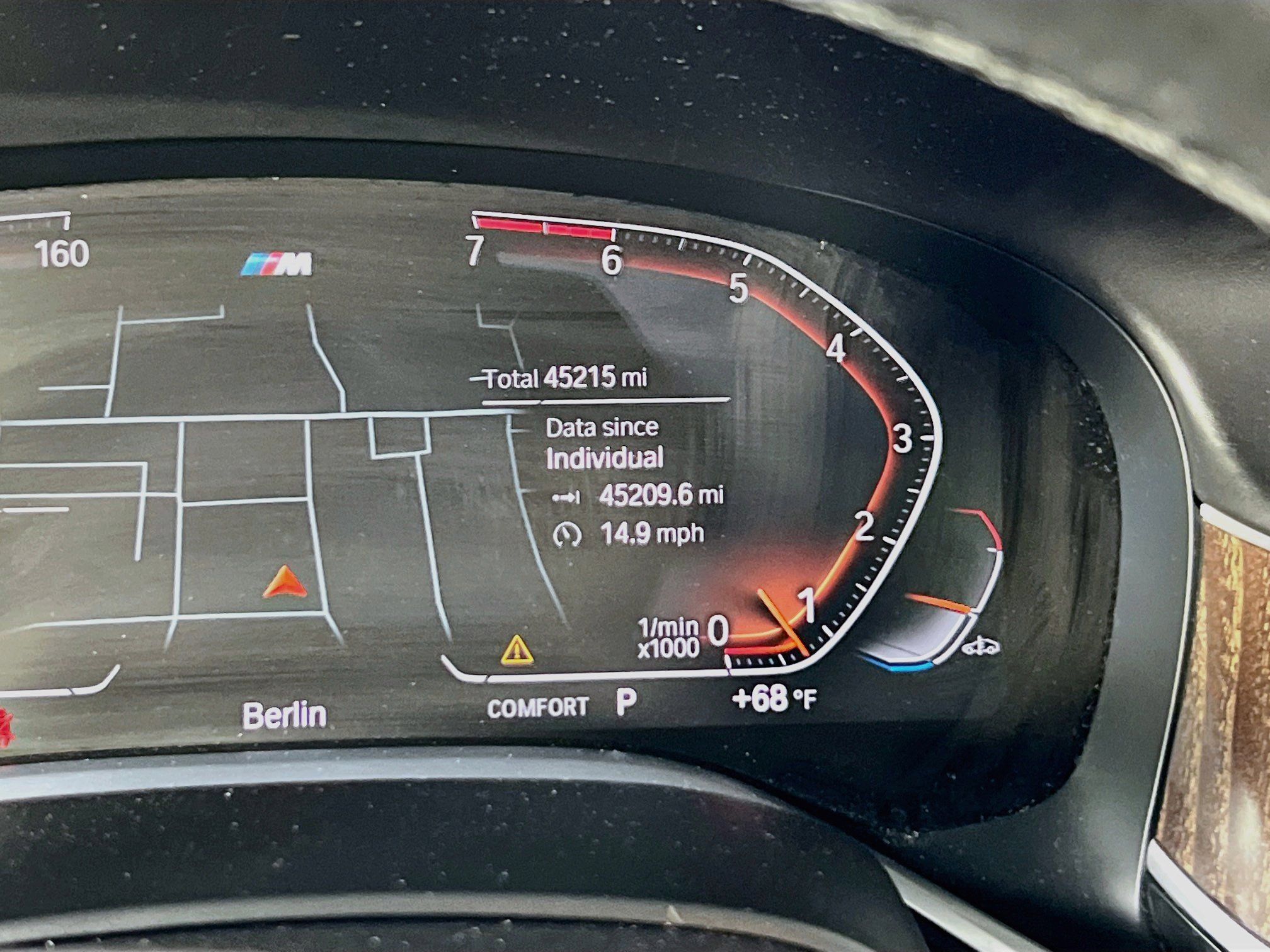 Used 2021 BMW 750i xDrive w/ Executive Package image 12