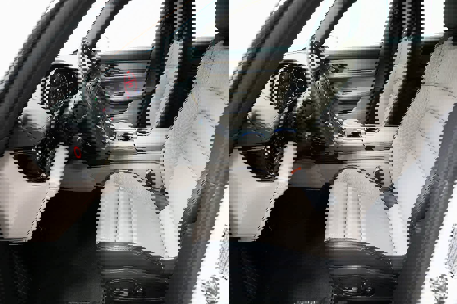 Certified 2025 Porsche Taycan image 16