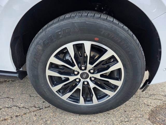 Used 2025 Ford Expedition Max Platinum AWD/4WD image 6