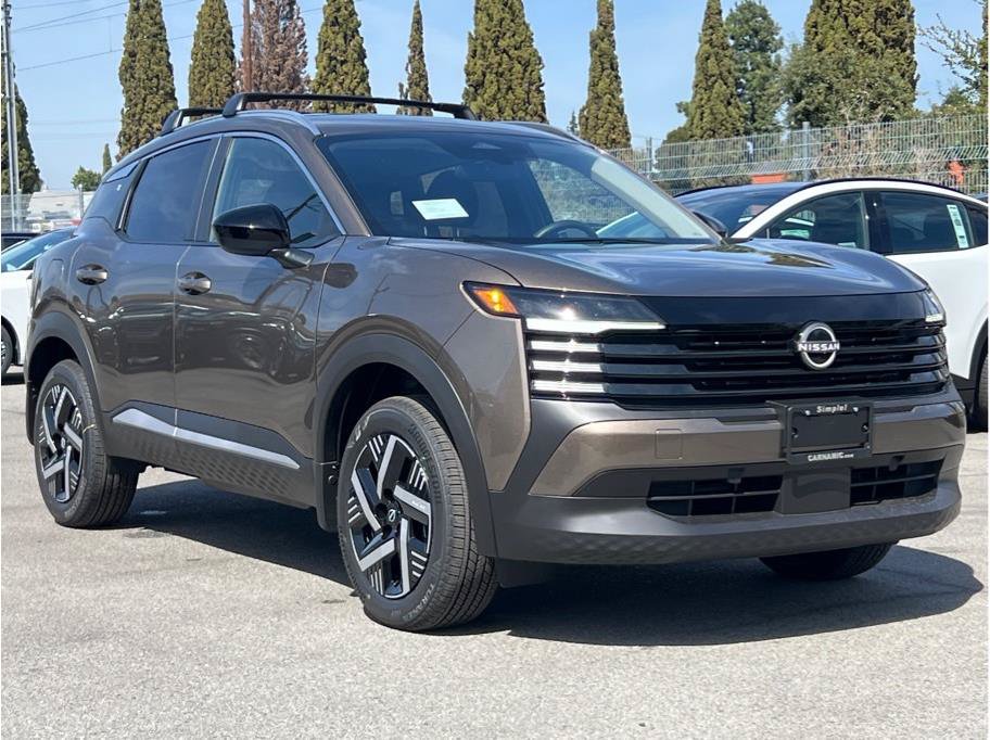 New 2027 Nissan Kicks SV FWD image 3