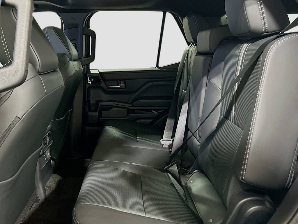 New 2025 Toyota 4Runner Limited image 25
