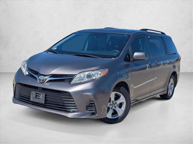 Used 2018 Toyota Sienna LE
