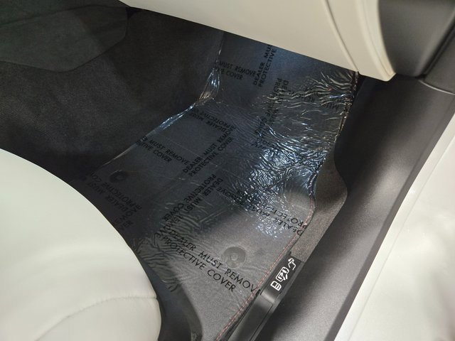 Used 2023 Chevrolet Corvette Stingray Premium Cpe w/ Z51 Performance Package image 37