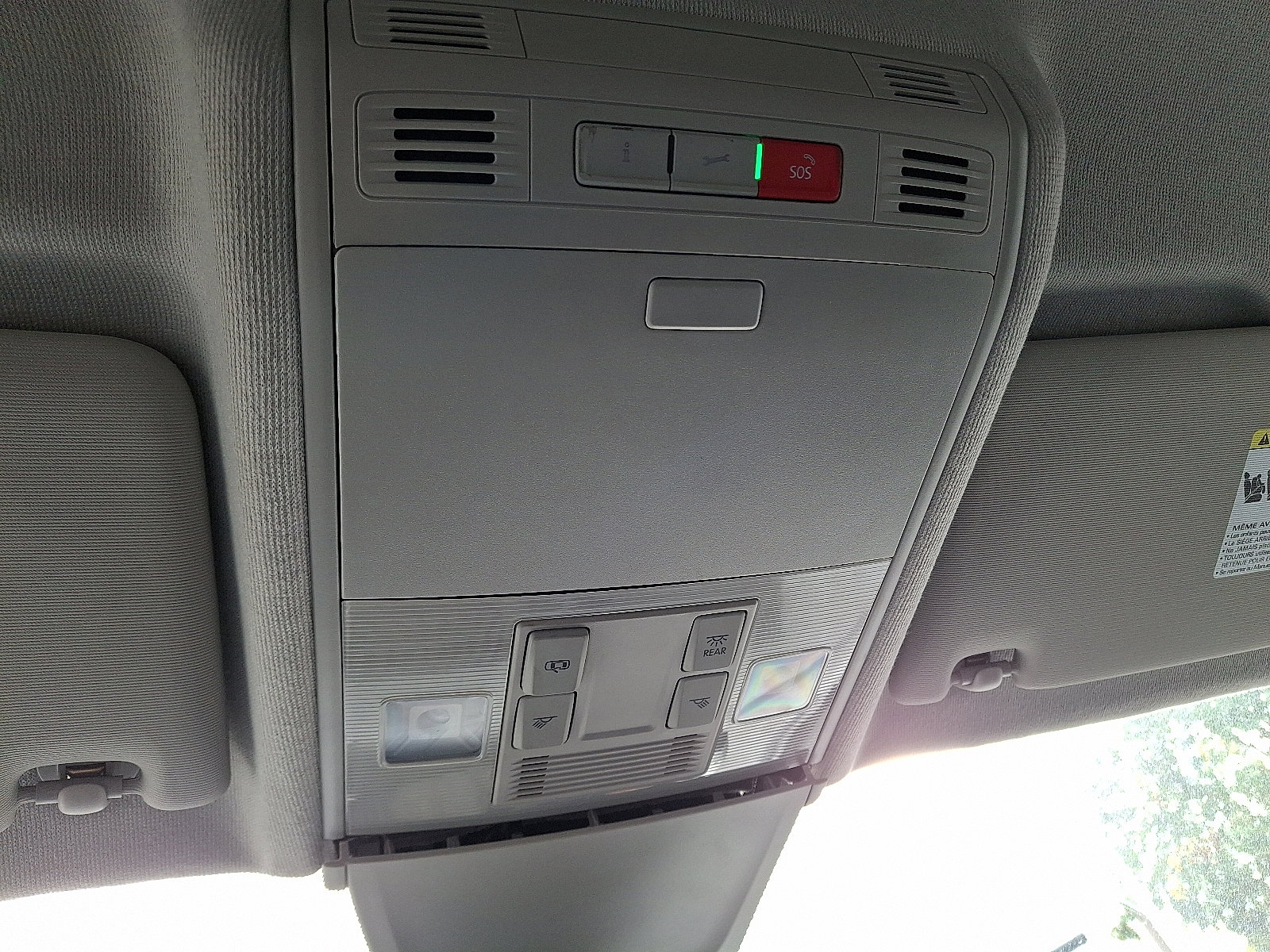 Used 2022 Volkswagen Tiguan S image 25