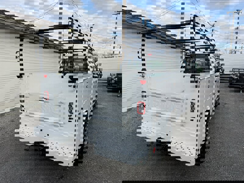 Used 2025 Ford F250 XL w/ XL Chrome Package image 19