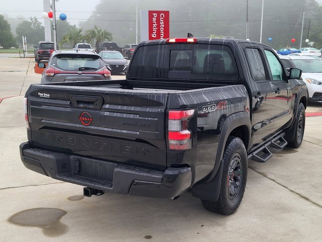 New 2025 Nissan Frontier PRO-4X w/ Pro Premium Package image 2