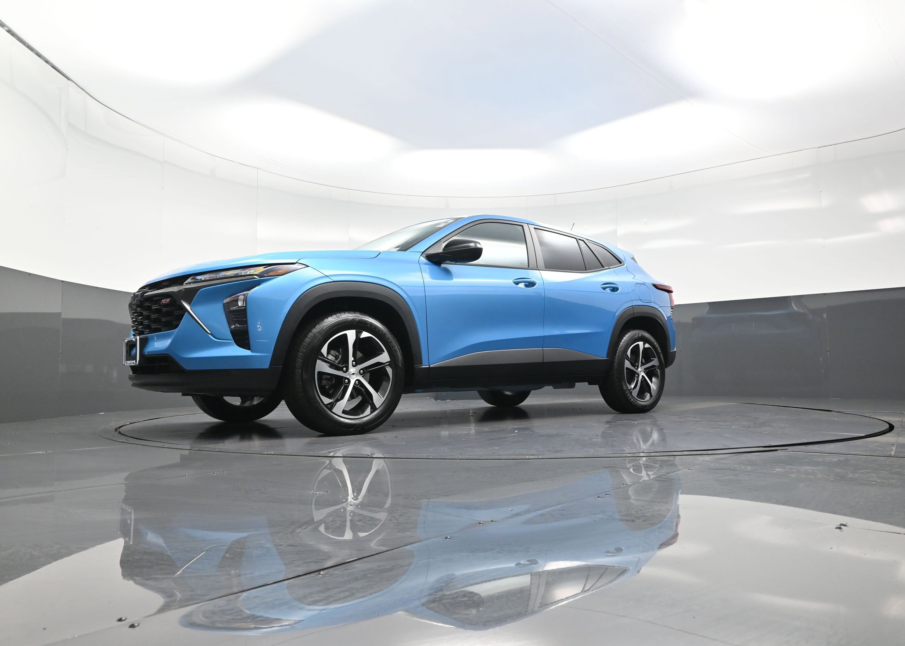 Used 2025 Chevrolet Trax RS image 11