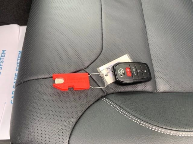 New 2026 Toyota Tundra Limited AWD/4WD image 31