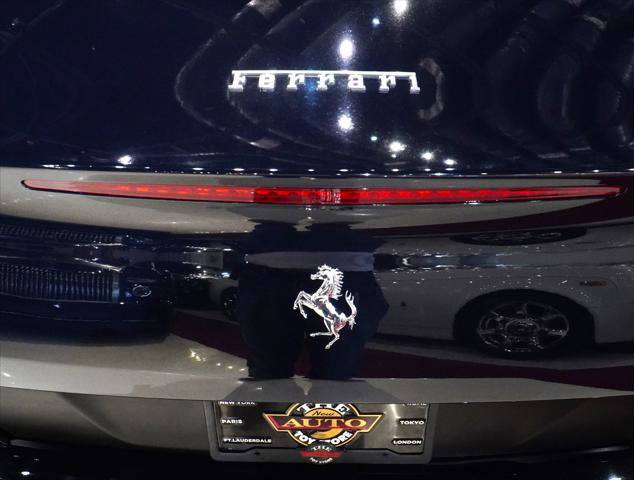 Used 2012 Ferrari California image 14