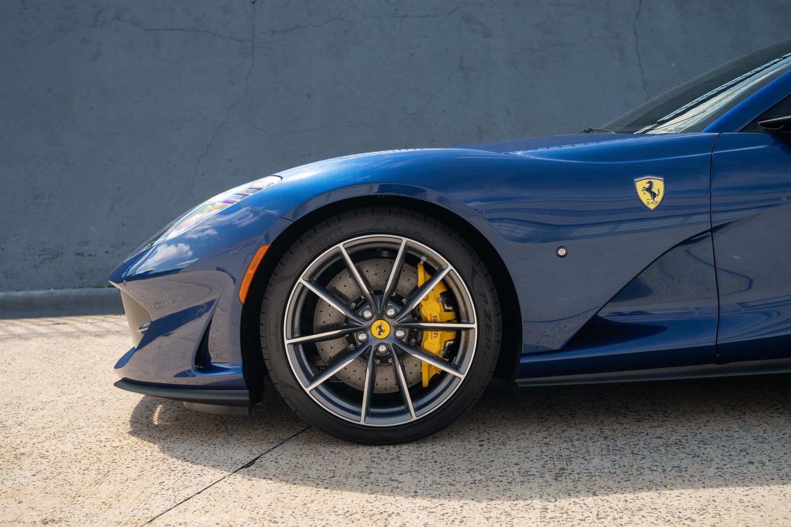Used 2021 Ferrari 812 GTS RWD image 19