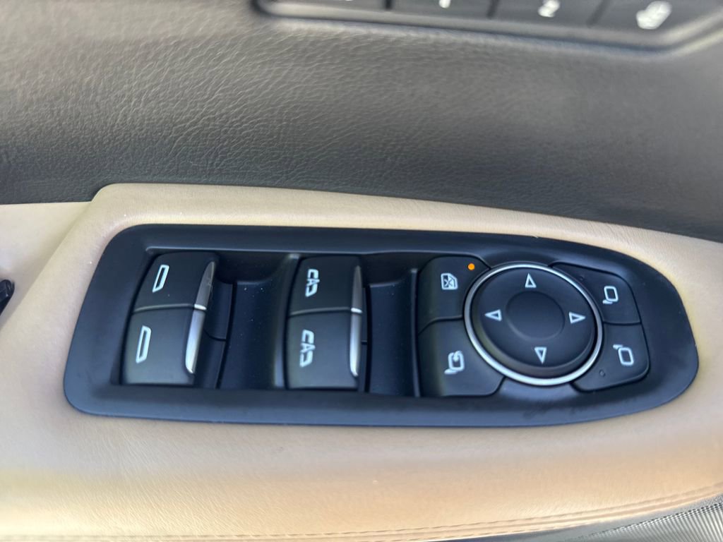 Used 2021 Cadillac XT6 Premium Luxury w/ Platinum Package FWD image 15