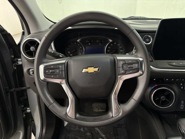 Certified 2024 Chevrolet Blazer LT w/ Convenience Package FWD image 32